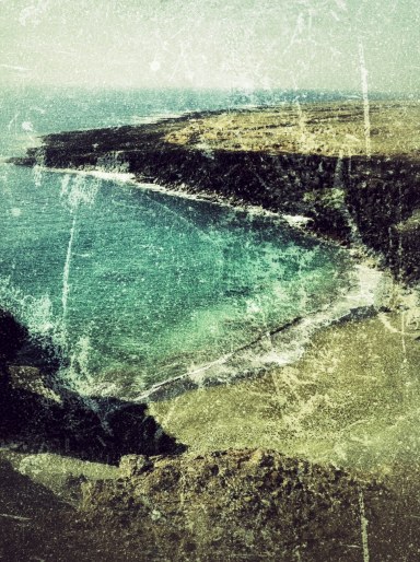 This used to be a beautiful picture.  Too much noise and not enough signal.